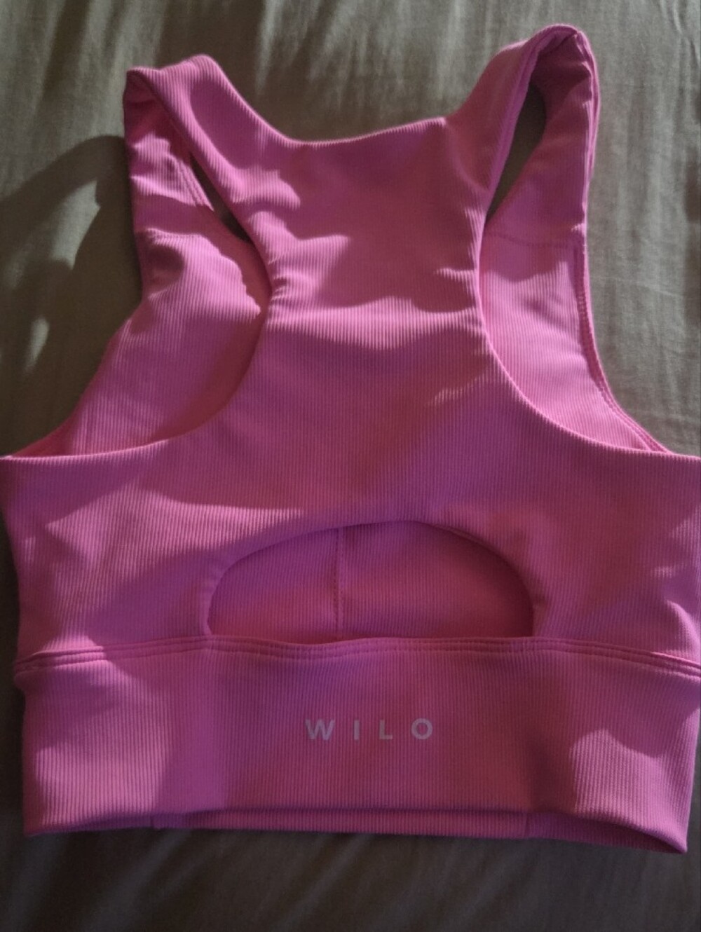 WILLO Ribbed Pink Racerback Sports Bra - Picture 2 of 2